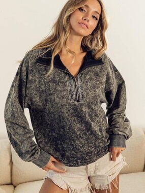BIBI ACID WASH HALF ZIP XL NEW